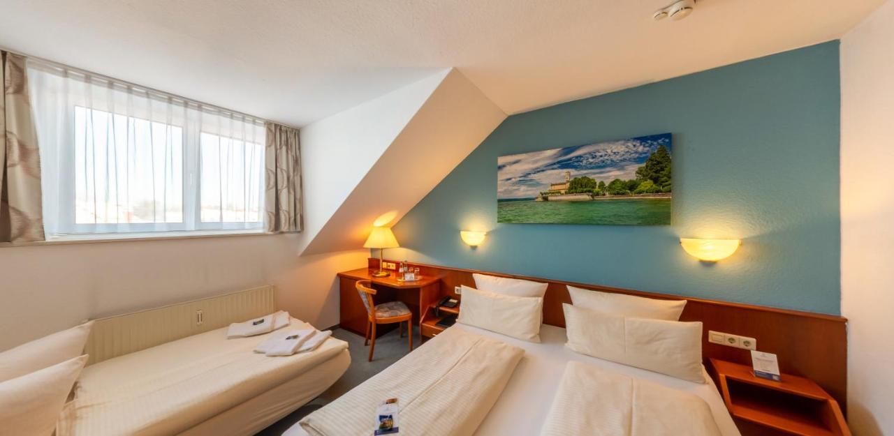 Hotel Loewen Мекенбойрен Екстериор снимка