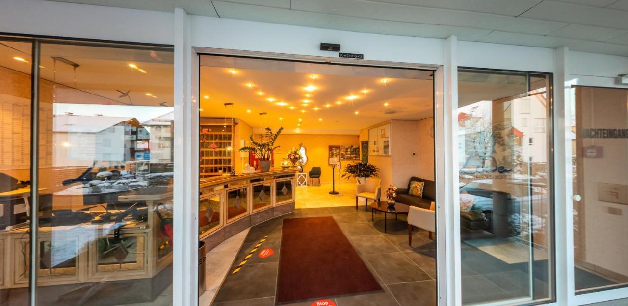 Hotel Loewen Мекенбойрен Екстериор снимка